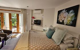 Parnell Garden Suite